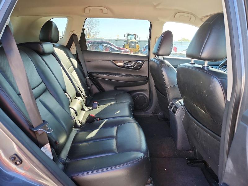 2018 Nissan Rogue მანქანა იყიდება აუქციონზე, vin: 5N1AT2MV5JC768985, აუქციონის ნომერი: 71752636