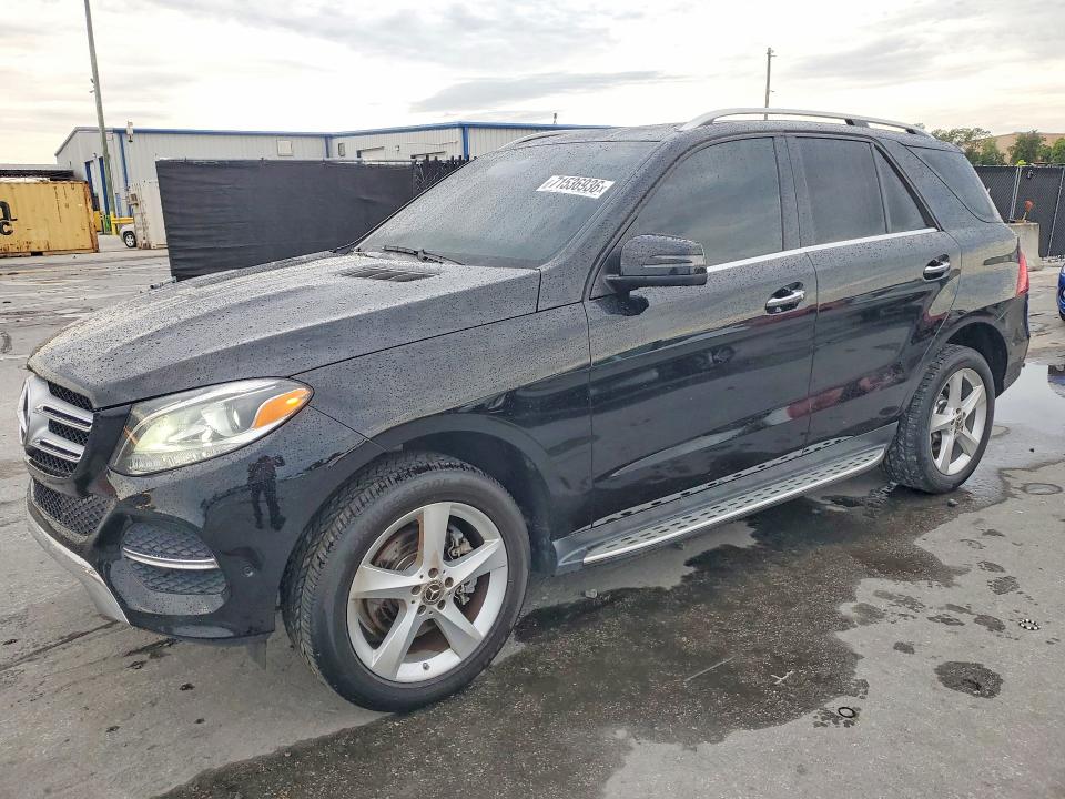 71536936 :رقم المزاد ، 4JGDA5JB2JB004550 vin ، 2018 Mercedes-benz Gle مزاد بيع