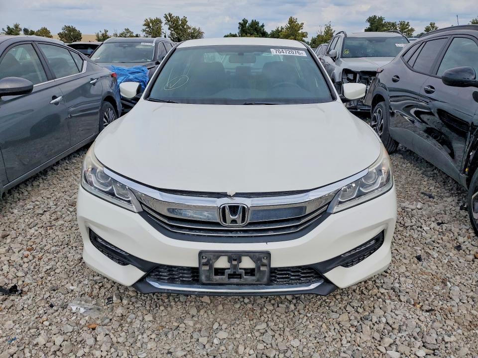 Aukcja sprzedaży 2016 Honda Accord, vin: 1HGCR2F52GA027370, numer aukcji: 70472076