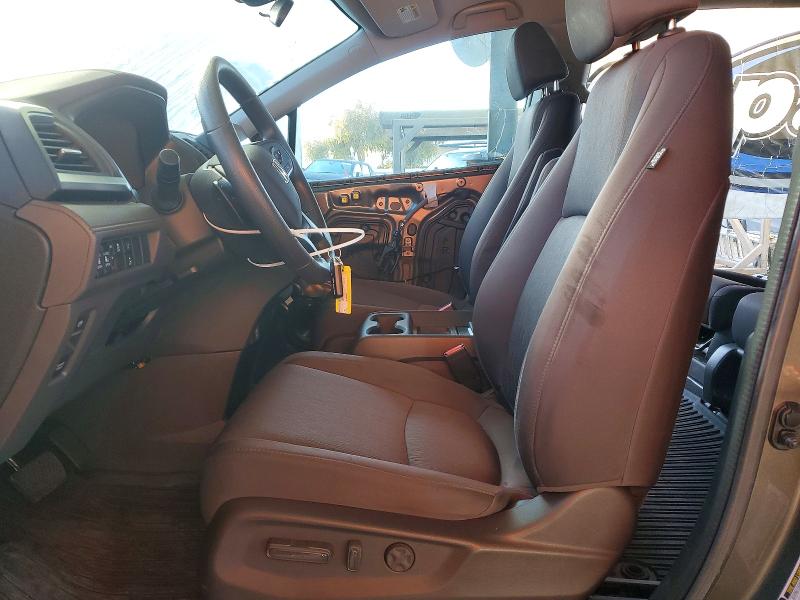 71854746 :رقم المزاد ، 5FNRL6H5XJB104399 vin ، 2018 Honda Odyssey مزاد بيع