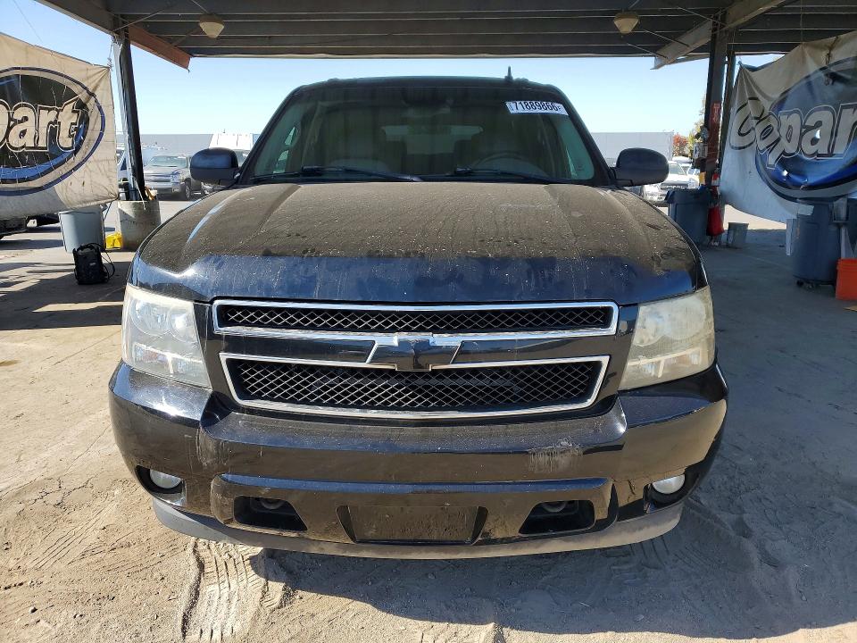 2007 Chevrolet Suburban მანქანა იყიდება აუქციონზე, vin: 1GNFK16367J161914, აუქციონის ნომერი: 71889866