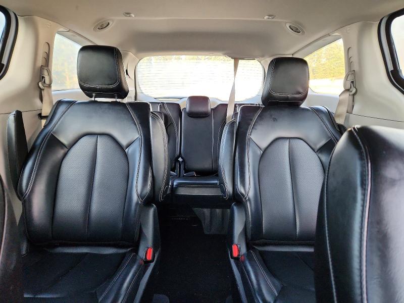 71105016 :رقم المزاد ، 2C4RC1L73PR622525 vin ، 2023 Chrysler Pacifica مزاد بيع