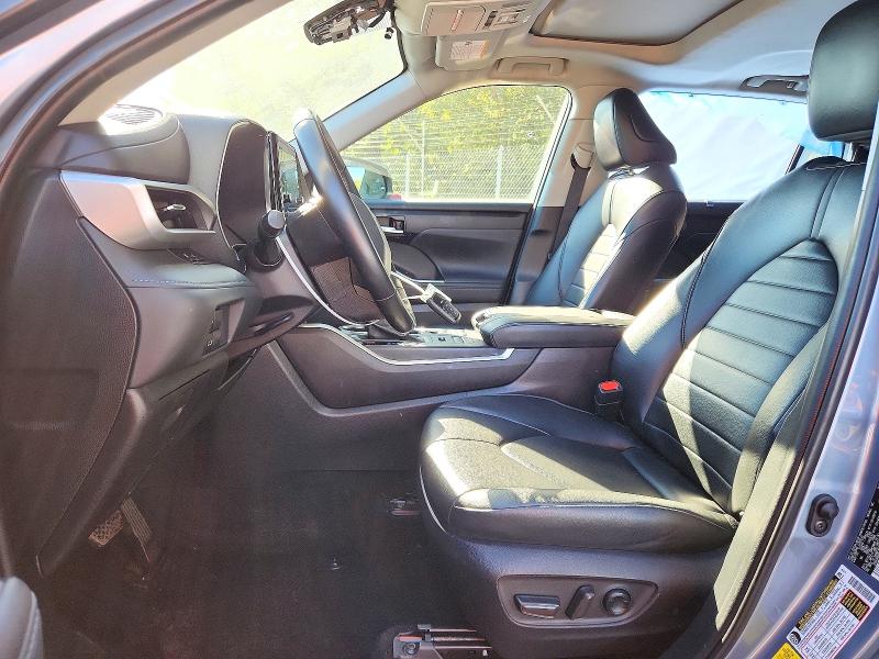 67417346 :رقم المزاد ، 5TDGZRBH9NS212735 vin ، 2026 Toyota Highlander مزاد بيع