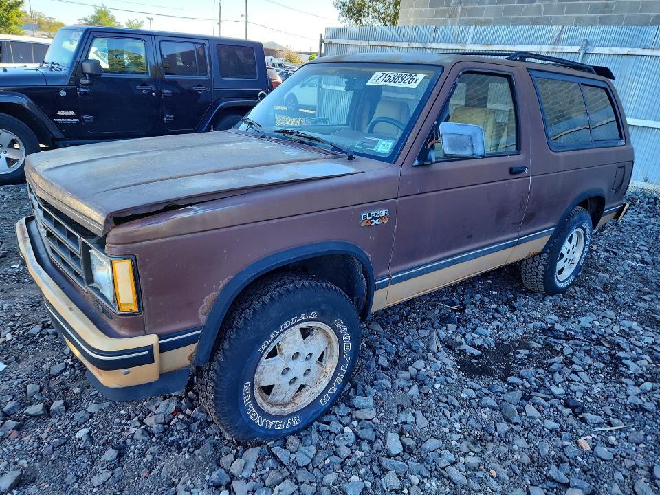 1988 Chevrolet Blazer მანქანა იყიდება აუქციონზე, vin: 1GNCT18Z9J0159654, აუქციონის ნომერი: 71538926
