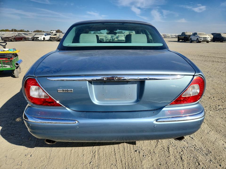71505016 :رقم المزاد ، SAJWA71B46SH03926 vin ، 2006 Jaguar Xj8 مزاد بيع