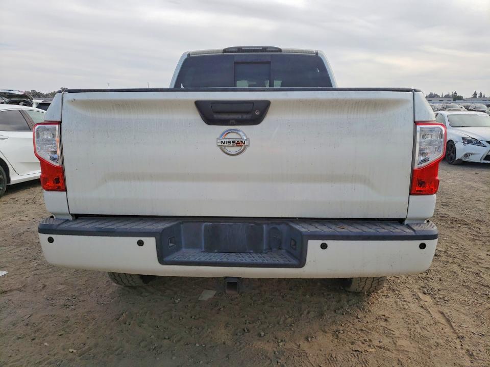 Продажа на аукционе авто 2016 Nissan Titan Xd, vin: 1N6BA1F45GN512448, номер лота: 71087896