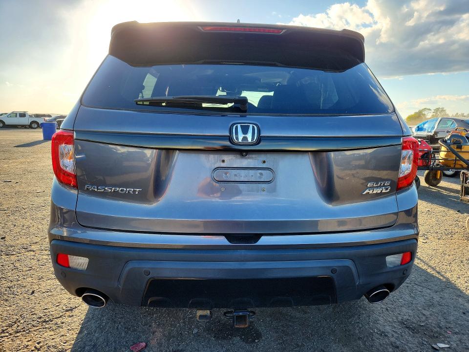 72187916 :رقم المزاد ، 5FNYF8H08KB015726 vin ، 2019 Honda Passport مزاد بيع