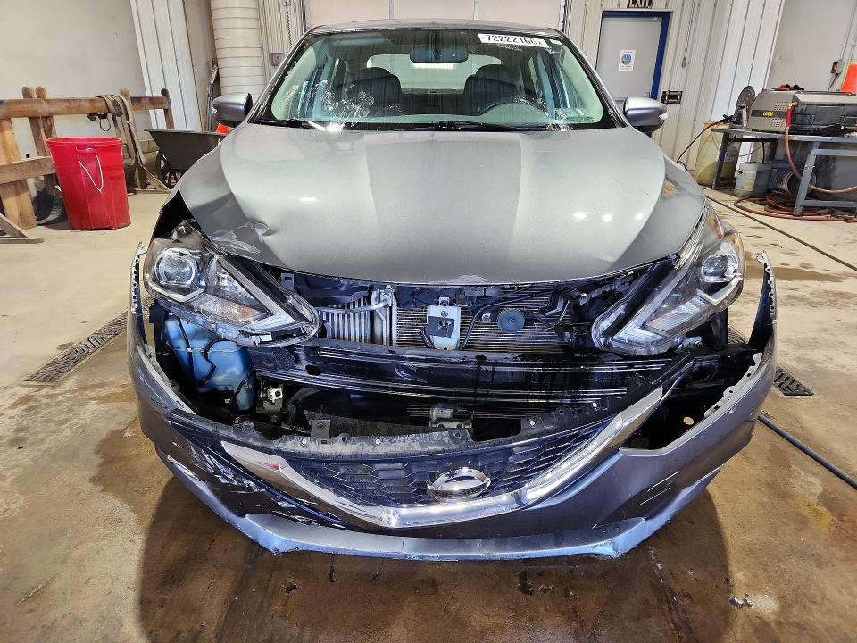 72222166 :رقم المزاد ، 3N1CB7AP4JY204435 vin ، 2018 Nissan Sentra مزاد بيع