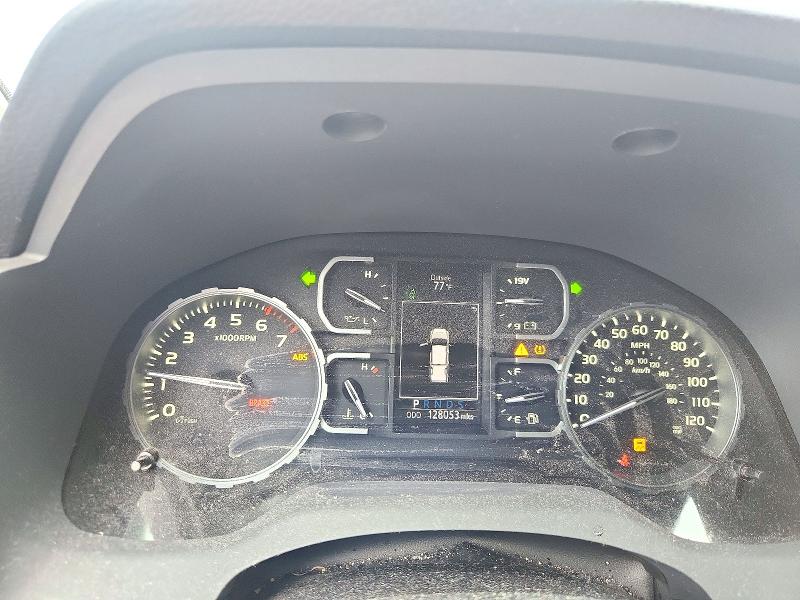 71800636 :رقم المزاد ، 5TFEY5F10JX243442 vin ، 2018 Toyota Tundra مزاد بيع