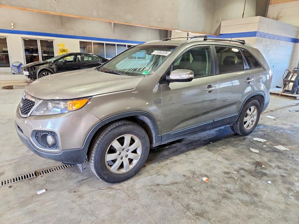 Продаж на аукціоні авто 2011 Kia Sorento, vin: 5XYKT3A12BG185979, номер лоту: 71363326