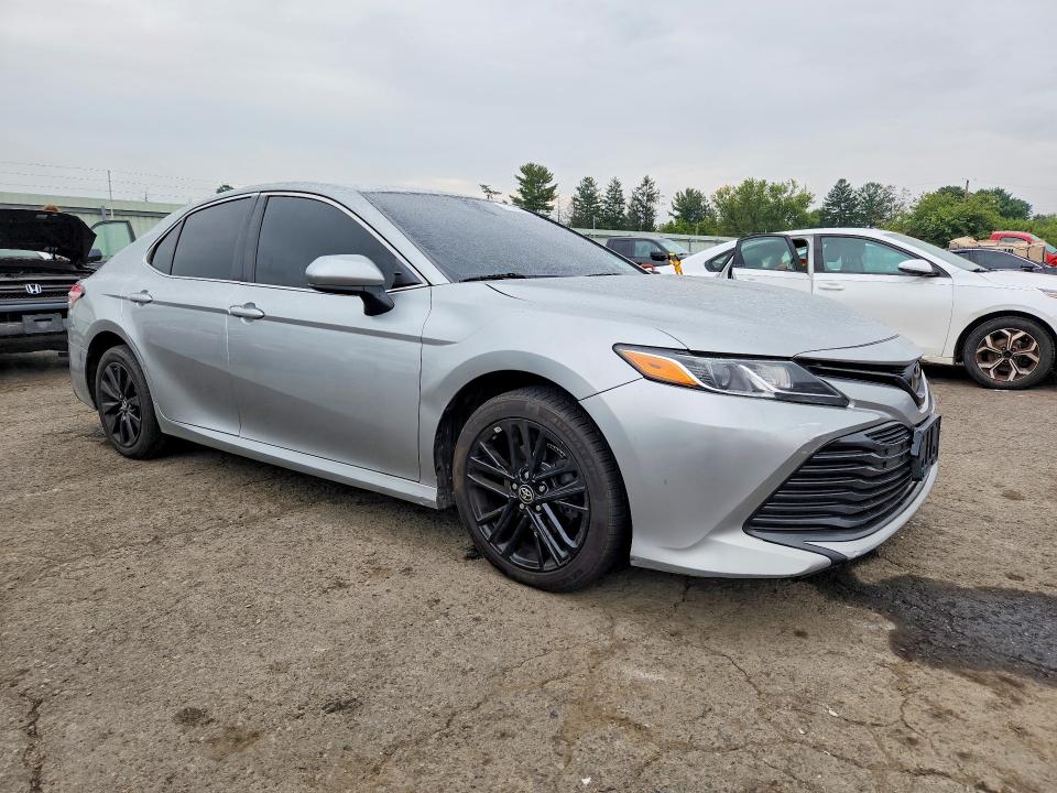 2018 Toyota Camry მანქანა იყიდება აუქციონზე, vin: JTNB11HK9J3016890, აუქციონის ნომერი: 71290616