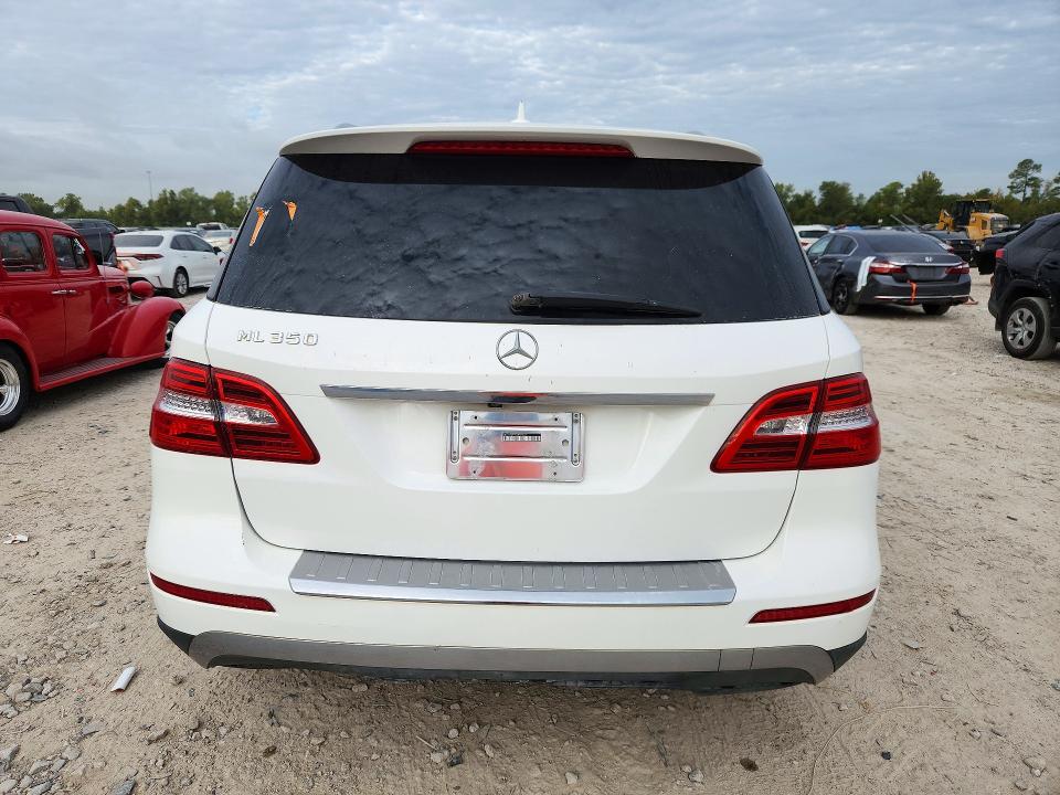 2015 Mercedes-benz Ml მანქანა იყიდება აუქციონზე, vin: 4JGDA5JB7FA480807, აუქციონის ნომერი: 72477986