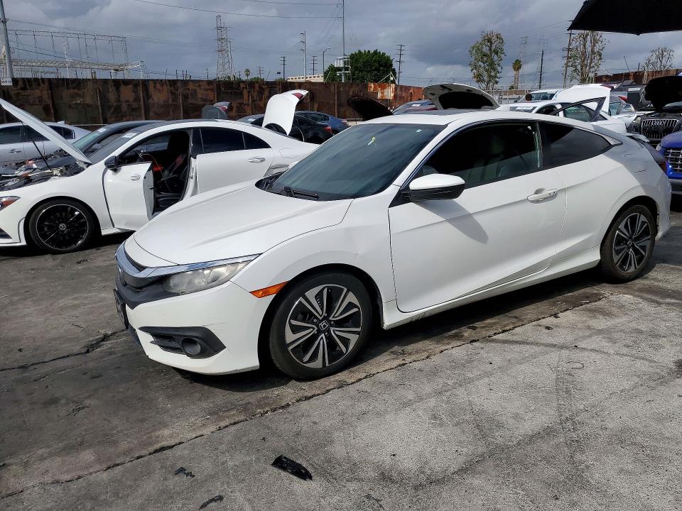 Auction sale of the 2016 Honda Civic, vin: 2HGFC3B72GH360035, lot number: 72769546