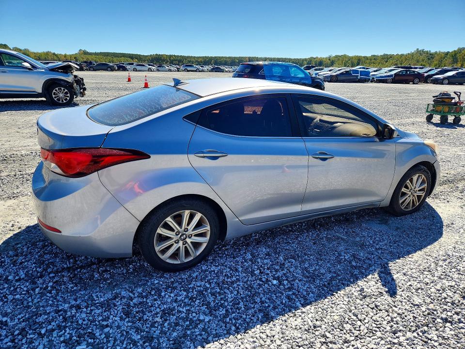 Продаж на аукціоні авто 2015 Hyundai Elantra, vin: 5NPDH4AE8FH585160, номер лоту: 72418266