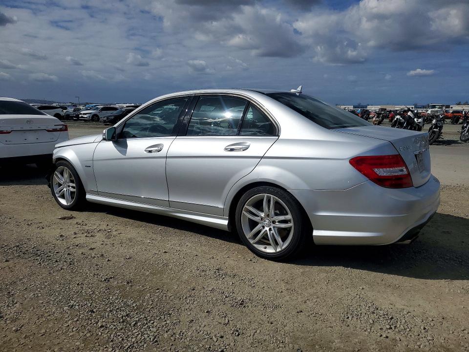 Продаж на аукціоні авто 2012 Mercedes-benz C, vin: WDDGF4HB9CR234072, номер лоту: 72431736