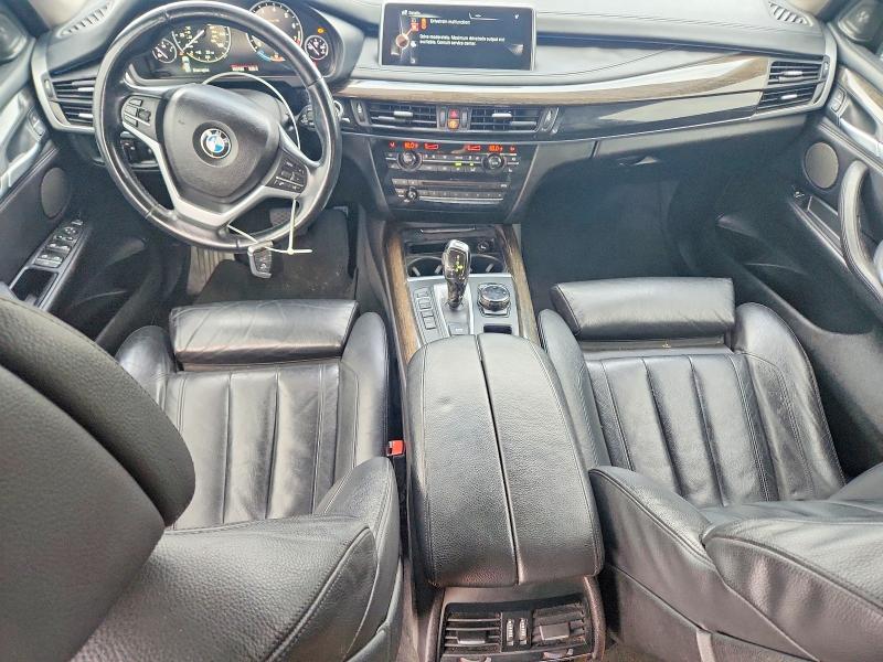70314166 :رقم المزاد ، 5UXKR6C53F0J75522 vin ، 2015 Bmw X5 مزاد بيع