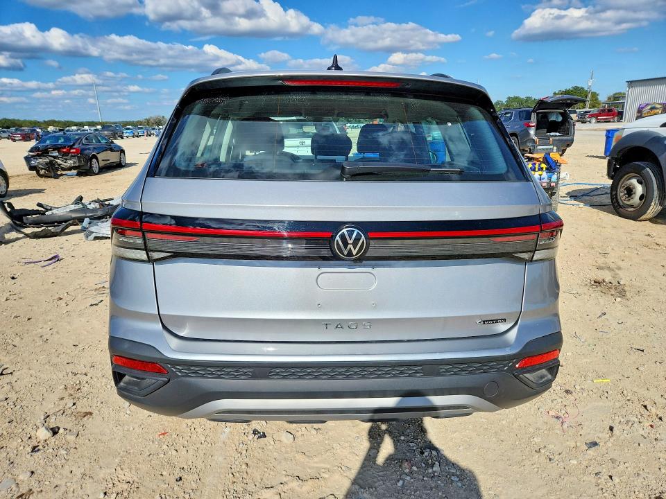 71506566 :رقم المزاد ، 3VV8C7B22TM034090 vin ، 2026 Volkswagen Taos مزاد بيع