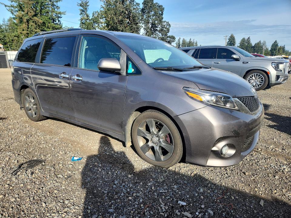 Продажа на аукционе авто 2016 Toyota Sienna, vin: 5TDXK3DC7GS740568, номер лота: 70559966