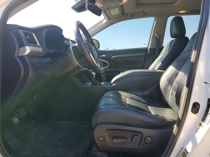 Продажа на аукционе авто 2018 Toyota Highlander, vin: 5TDJZRFH3JS817473, номер лота: 71588846