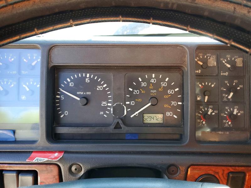 Продажа на аукционе авто 1999 Volvo Vn, vin: 4VG7DEGH7XN776061, номер лота: 73042376