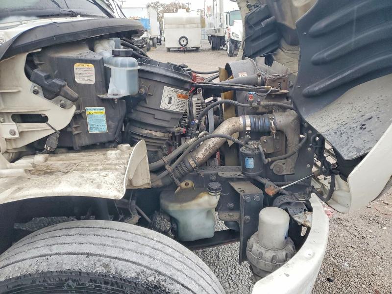 Продажа на аукционе авто 2013 Freightliner M2, vin: 1FVACWDTXDHFH3663, номер лота: 71402936