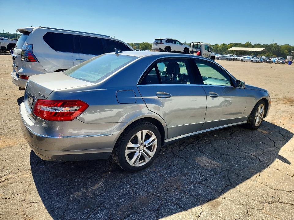 Продаж на аукціоні авто 2011 Mercedes-benz E, vin: WDDHF8HB4BA273791, номер лоту: 71863736