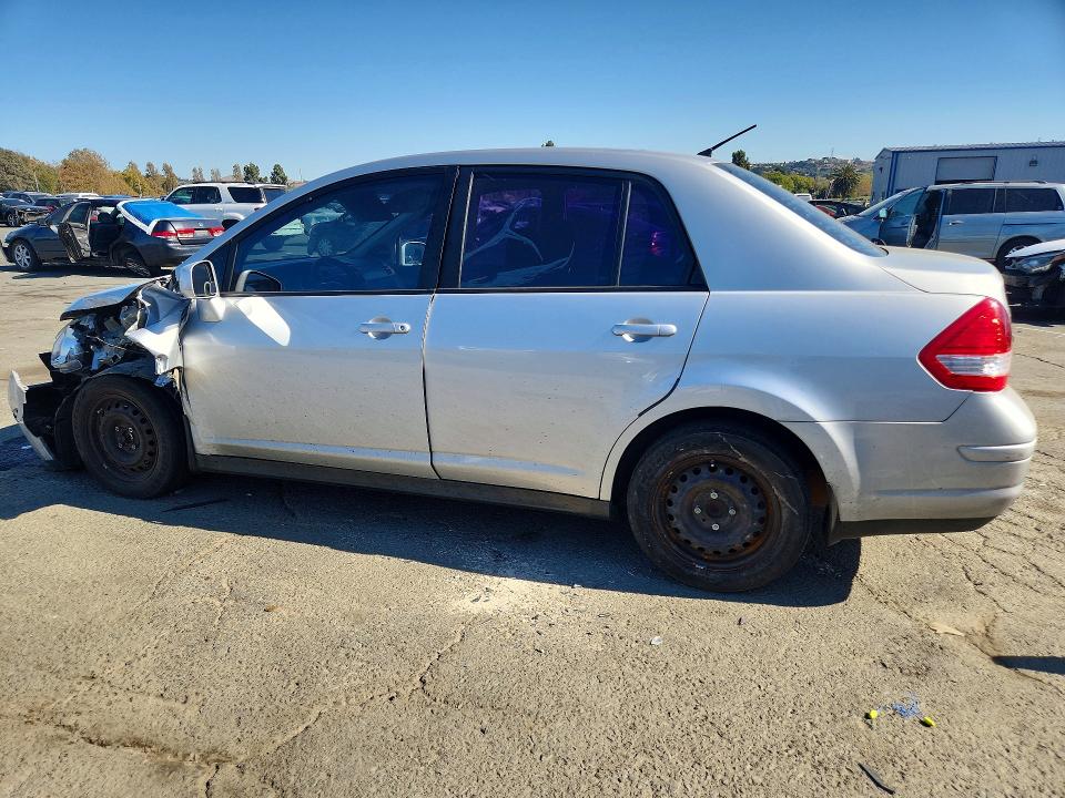 71427986 :رقم المزاد ، 3N1BC1AP7BL470374 vin ، 2011 Nissan Versa مزاد بيع