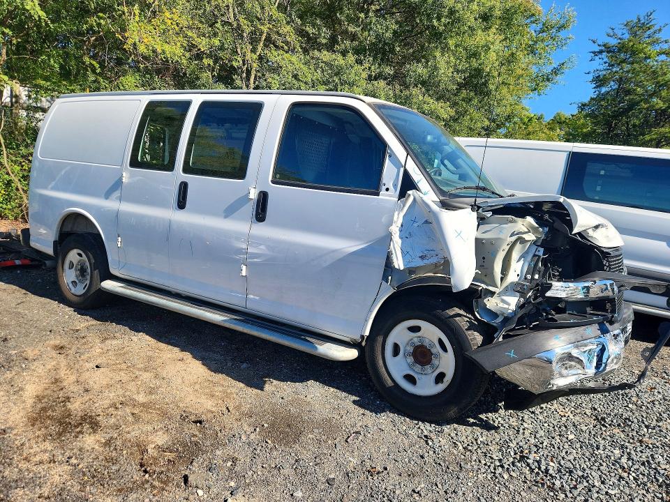 71799366 :رقم المزاد ، 1GCWGAFP4S1196067 vin ، 2025 Chevrolet Express G2500 مزاد بيع