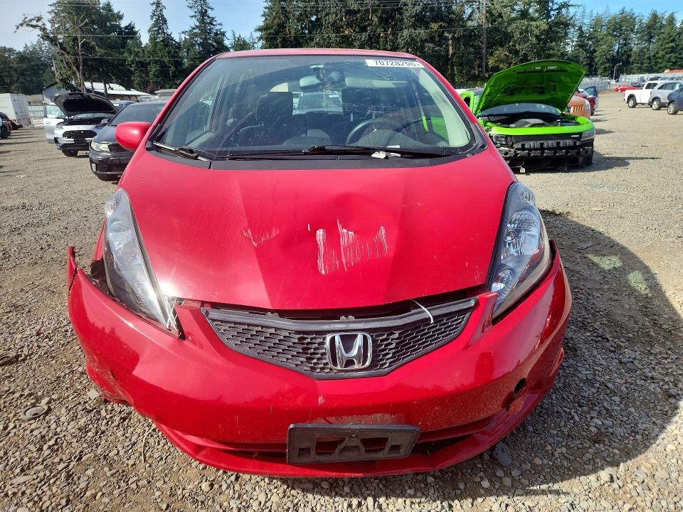 Продажа на аукционе авто 2013 Honda Fit, vin: JHMGE8H31DC024971, номер лота: 70728296