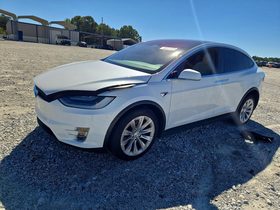 Продаж на аукціоні авто 2020 Tesla Model X, vin: 5YJXCDE24LF299425, номер лоту: 70988666