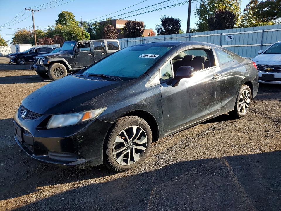 Продажа на аукционе авто 2013 Honda Civic, vin: 2HGFG3B83DH500733, номер лота: 71062866