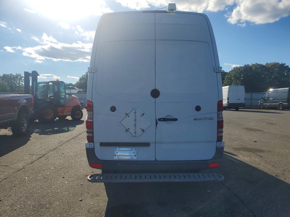 2012 Mercedes-benz Sprinter მანქანა იყიდება აუქციონზე, vin: WD3PE8CB7C5672490, აუქციონის ნომერი: 70726296