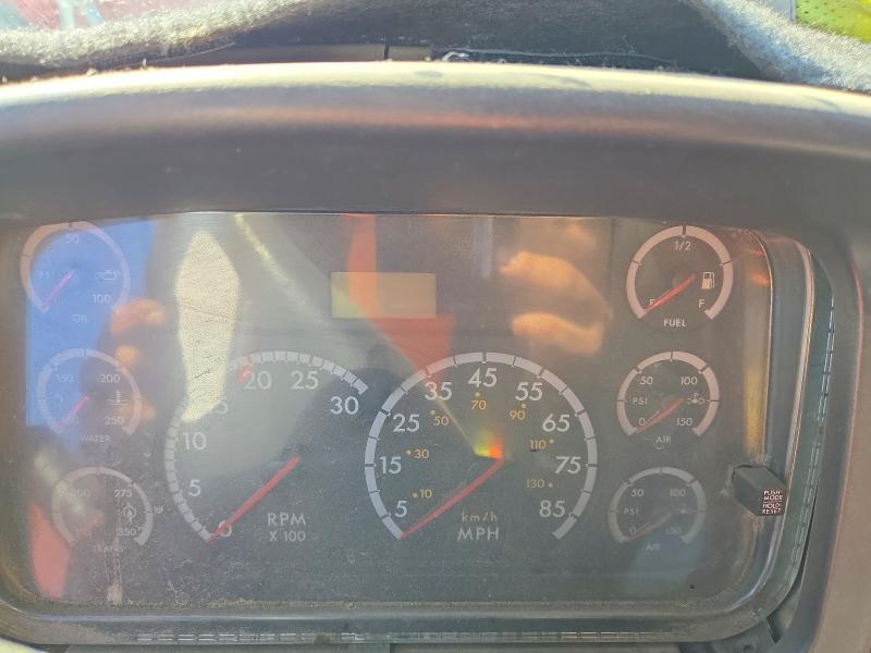69613266 :رقم المزاد ، 1FVACXDCX7HY36990 vin ، 2007 Freightliner M2 مزاد بيع