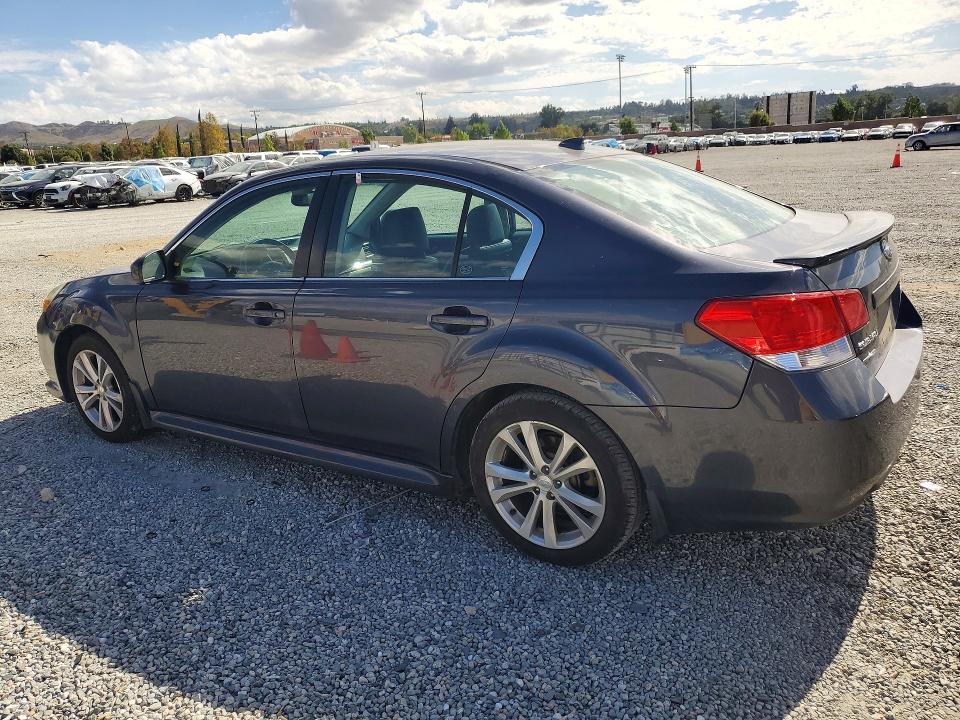 2013 Subaru Legacy მანქანა იყიდება აუქციონზე, vin: 4S3BMBP6XD3015547, აუქციონის ნომერი: 73551346