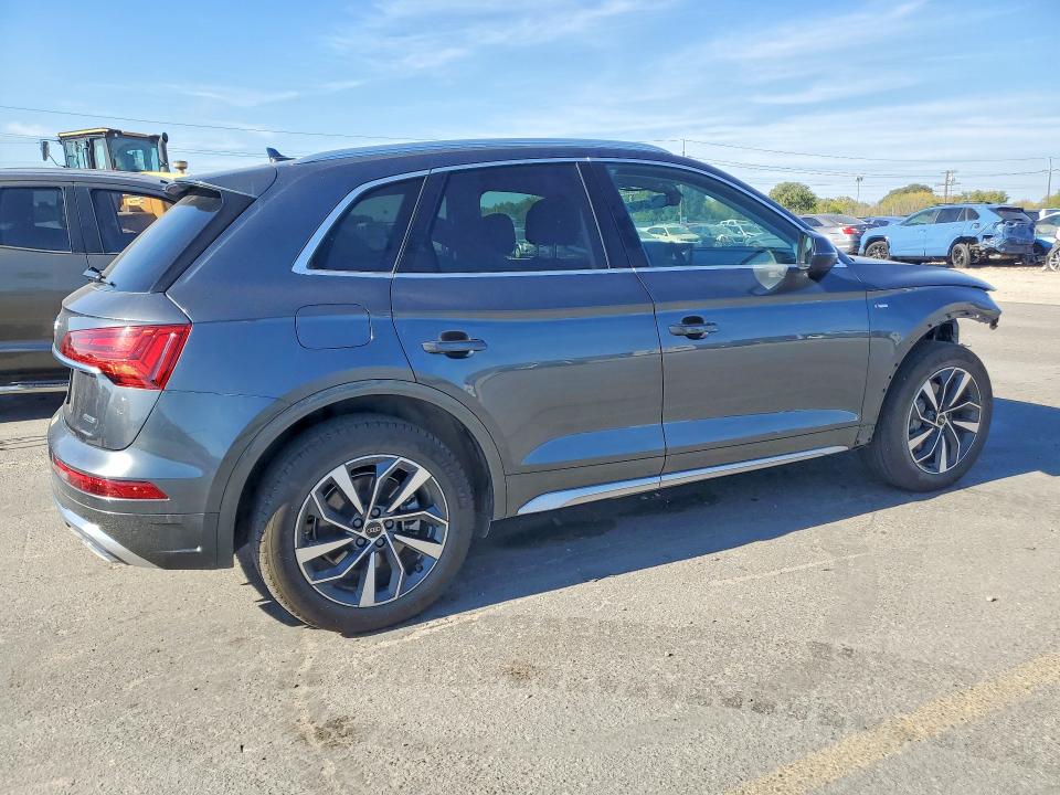 70640016 :رقم المزاد ، WA1GAAFY9P2075402 vin ، 2023 Audi Q5 مزاد بيع