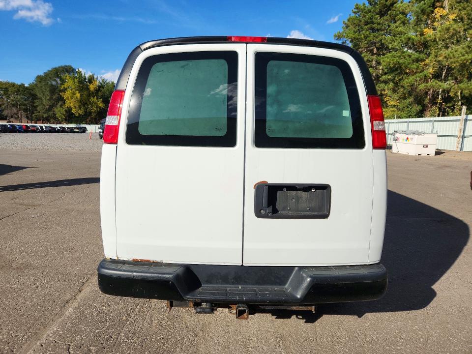 2019 Chevrolet Express G2500 მანქანა იყიდება აუქციონზე, vin: 1GCWGAFG2K1371853, აუქციონის ნომერი: 71315806