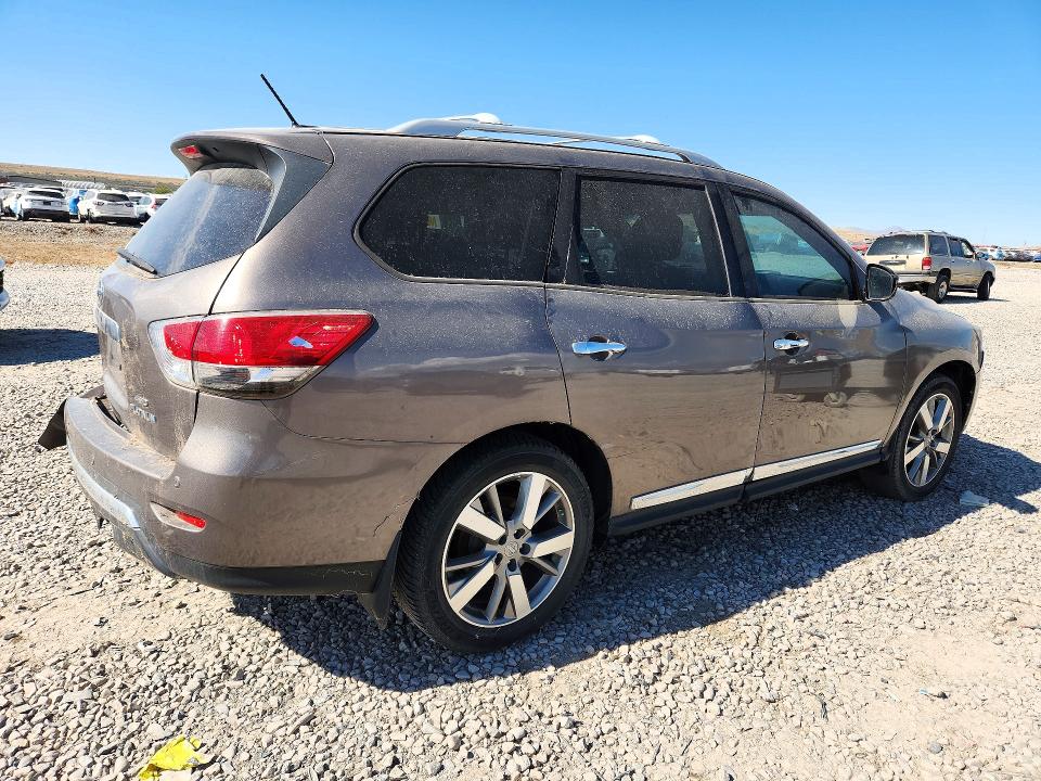 72222886 :رقم المزاد ، 5N1AR2MMXDC673428 vin ، 2013 Nissan Pathfinder مزاد بيع