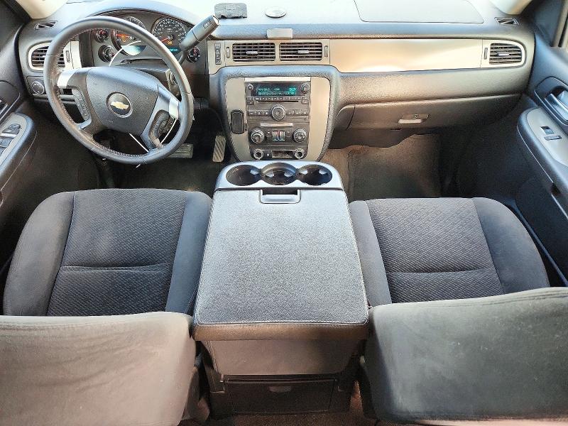 72112546 :رقم المزاد ، 1GNFC13C88R247455 vin ، 2008 Chevrolet Tahoe مزاد بيع