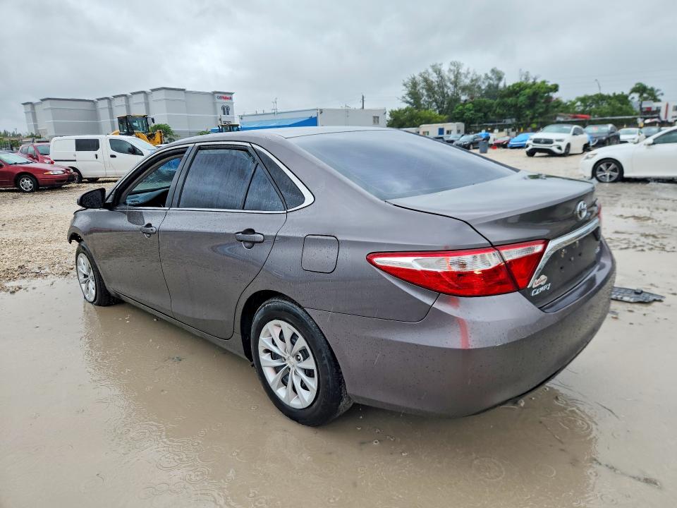 2017 Toyota Camry მანქანა იყიდება აუქციონზე, vin: 4T1BF1FK1HU724379, აუქციონის ნომერი: 71206606