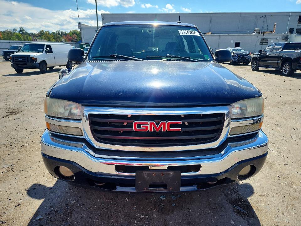 Продажа на аукционе авто 2005 Gmc New Sierra, vin: 2GTEK13T251119885, номер лота: 71243256