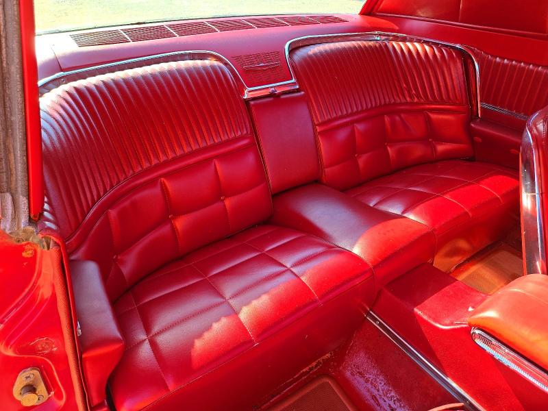 1966 Ford Thunderbird მანქანა იყიდება აუქციონზე, vin: 6Y87Z122711, აუქციონის ნომერი: 73468676