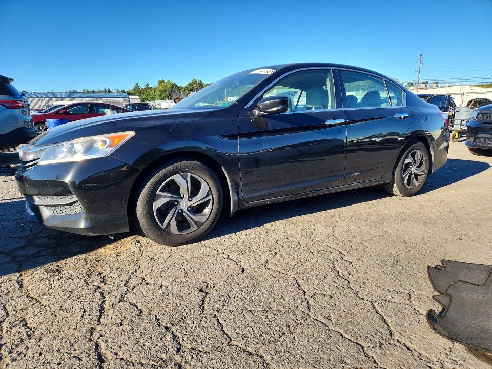 Auction sale of the 2017 Honda Accord, vin: 1HGCR2F35HA190854, lot number: 71417956