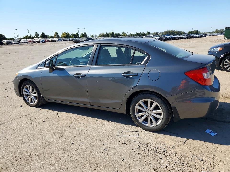 72698426 :رقم المزاد ، 19XFB2F87CE061399 vin ، 2012 Honda Civic مزاد بيع