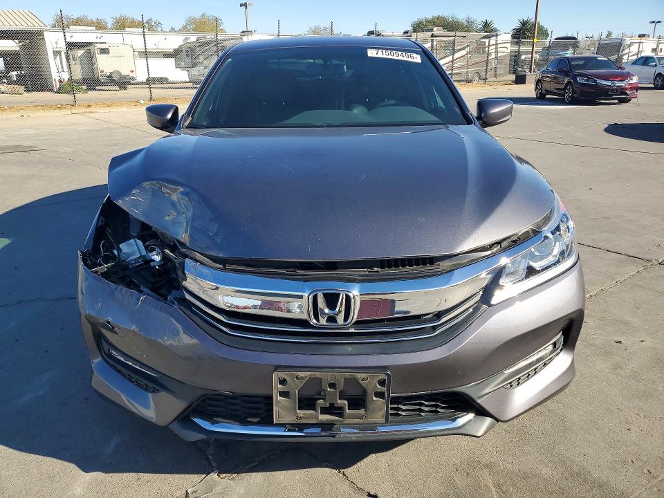 Aukcja sprzedaży 2017 Honda Accord, vin: 1HGCR2F13HA045567, numer aukcji: 71509496