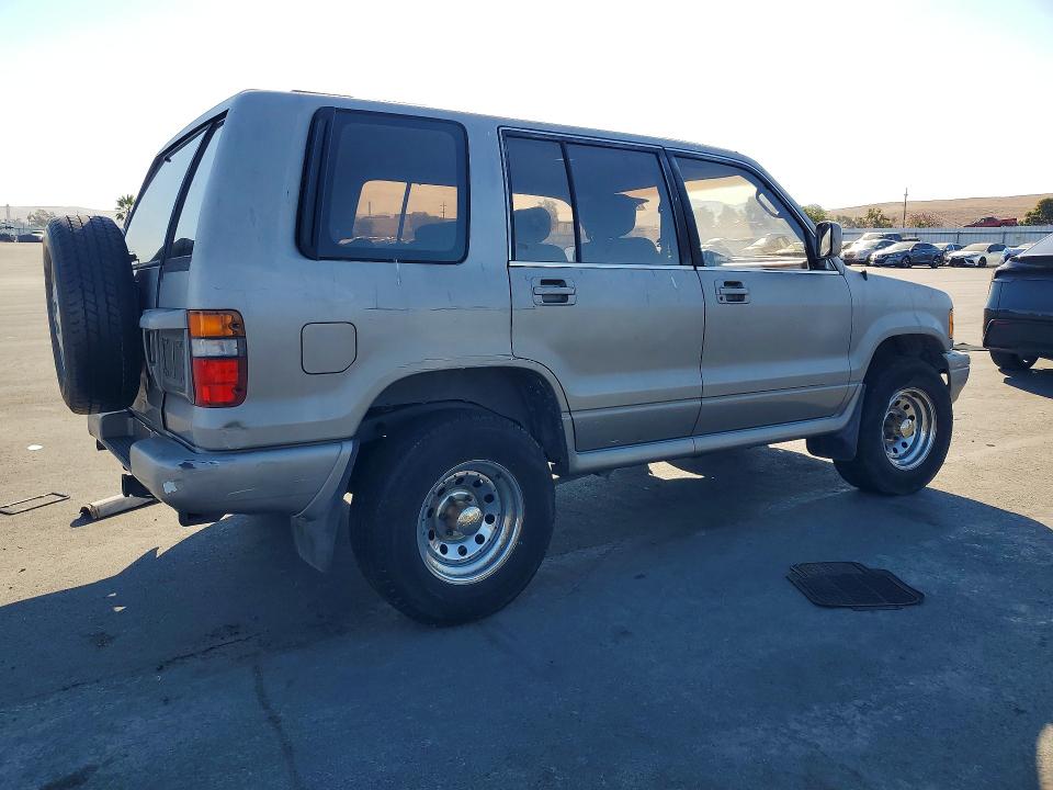 Продажа на аукционе авто 1993 Isuzu Trooper, vin: JACDH58W1P7917786, номер лота: 71587916