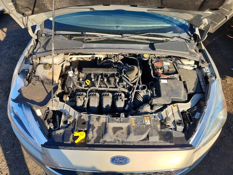 72923376 :رقم المزاد ، 1FADP3F22FL227288 vin ، 2015 Ford Focus مزاد بيع