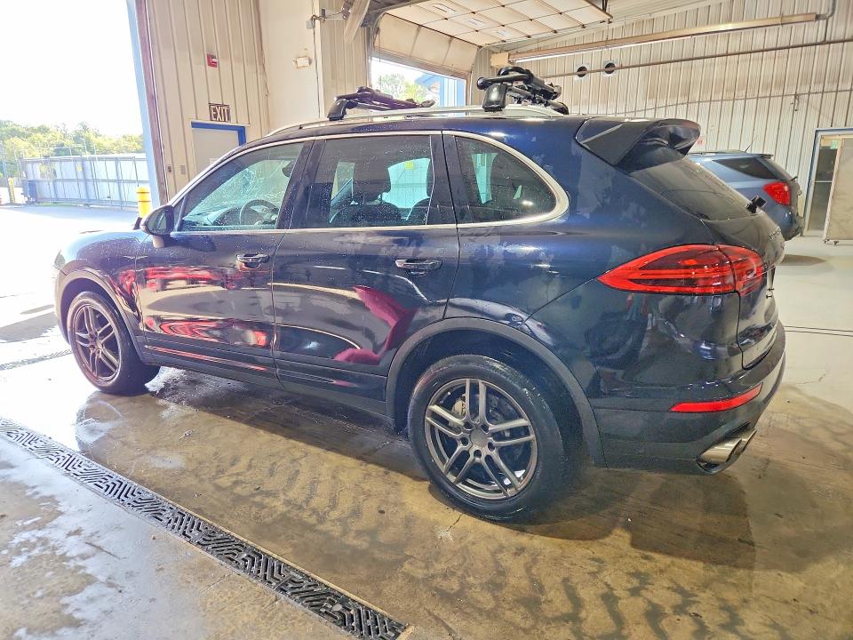 71235806 :رقم المزاد ، WP1AB2A21FLA60644 vin ، 2015 Porsche Cayenne مزاد بيع