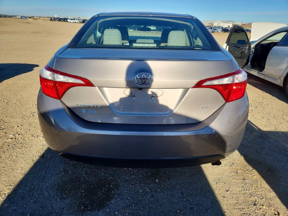 Продажа на аукционе авто 2015 Toyota Corolla, vin: 2T1BURHE2FC305080, номер лота: 72793336