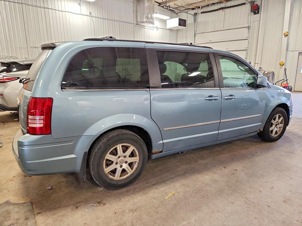 Продаж на аукціоні авто 2010 Chrysler Town & Country, vin: 2A4RR5D10AR184094, номер лоту: 68856446