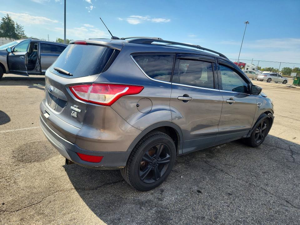 72120396 :رقم المزاد ، 1FMCU0G95DUC10304 vin ، 2013 Ford Escape مزاد بيع